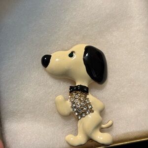 Vtg Rhinestone Snoopy Dog Enamel Figural Pin Brooch Peanuts 1970s Beagle